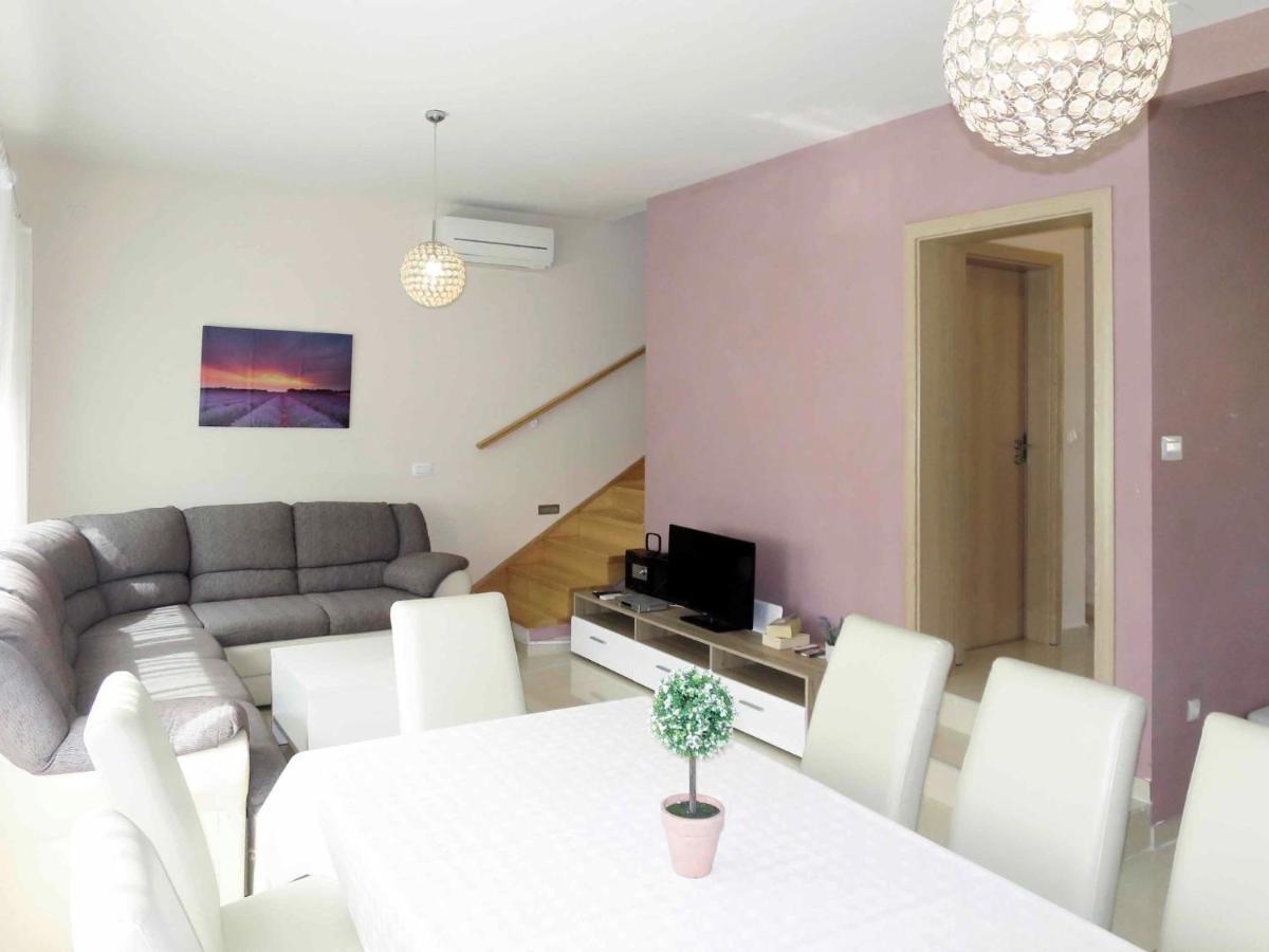 Holiday Home Silvija - Zad107 By Interhome Zadar Extérieur photo