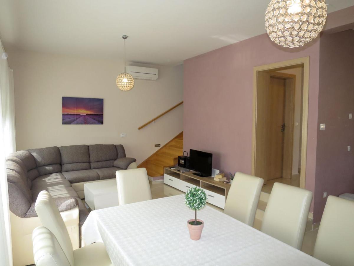 Holiday Home Silvija - Zad107 By Interhome Zadar Extérieur photo
